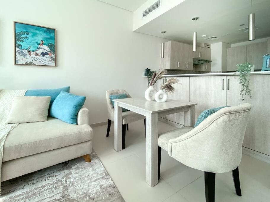 1 Bedroom 65M2, Infinity Pool, West Beach, Noise Insulation Dubai Exteriör bild